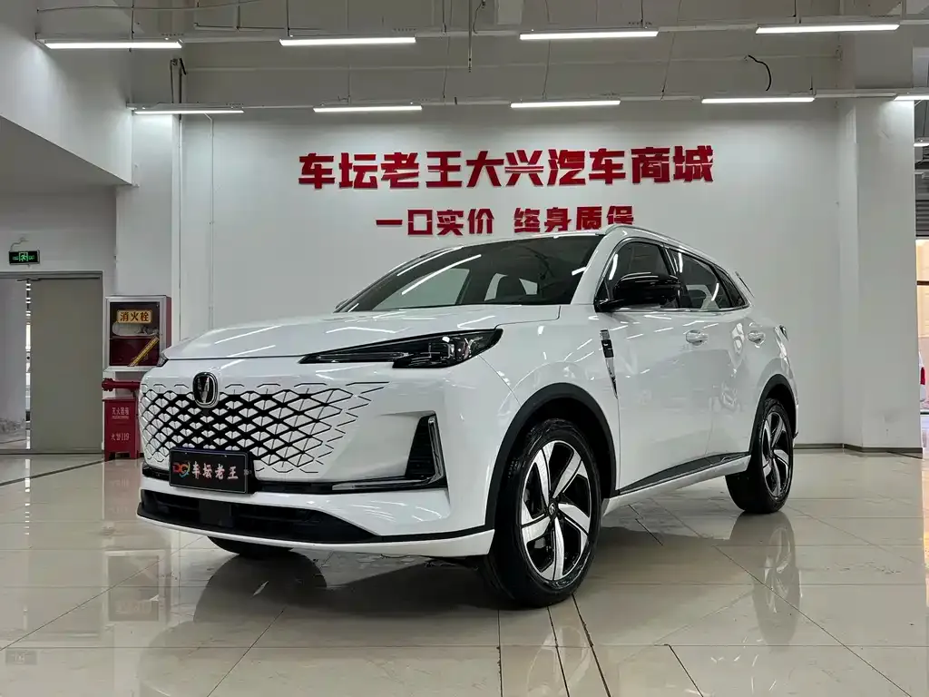 Changan CS55PLUS — фото 1