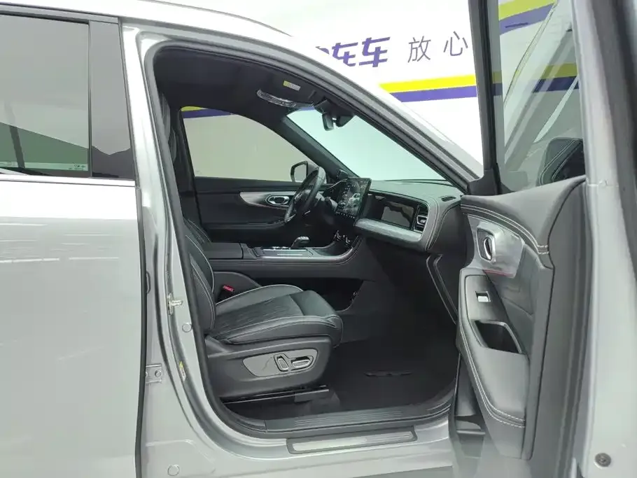 GAC Motor Trumpchi GS8 — фото 4