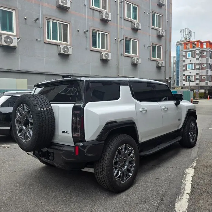 GMC Hummer EV — фото 2