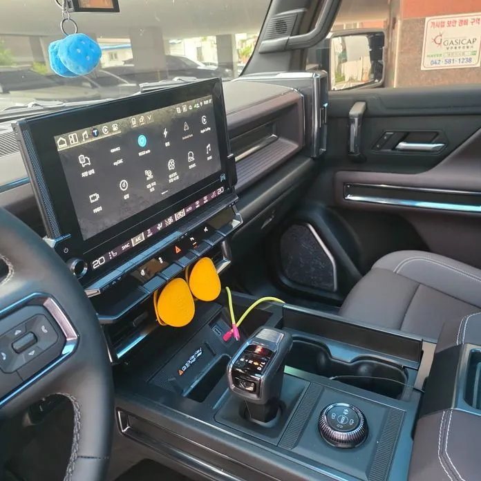 GMC Hummer EV — фото 3