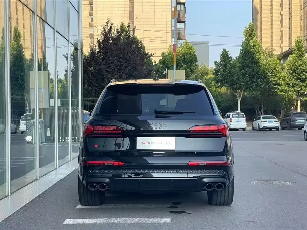 Audi SQ7 — фото 6