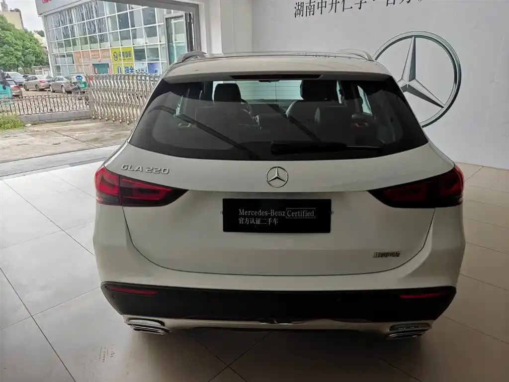 Mercedes-Benz GLA — фото 6