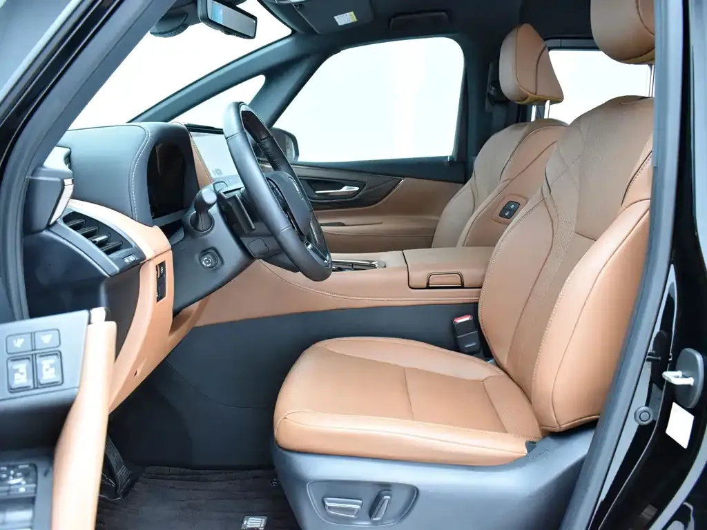 Toyota Alphard — фото 6