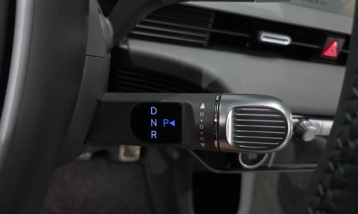 Hyundai Ioniq5 — фото 2