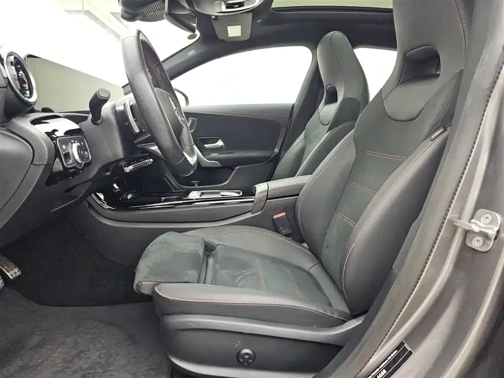 Mercedes-Benz CLA (Import) — фото 6