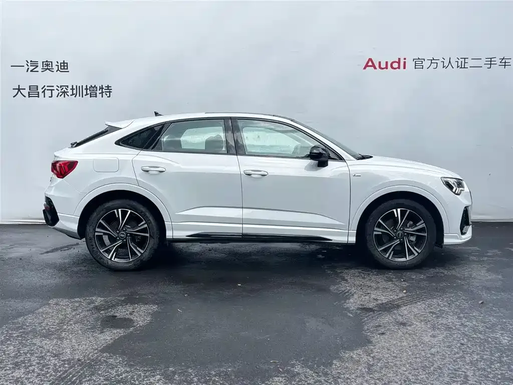 Audi Q3 Sportback — фото 9