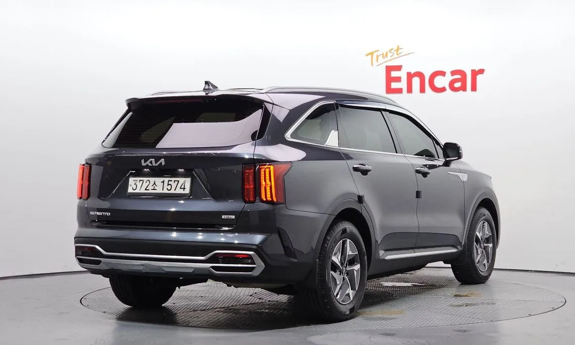 Kia Sorento — фото 5