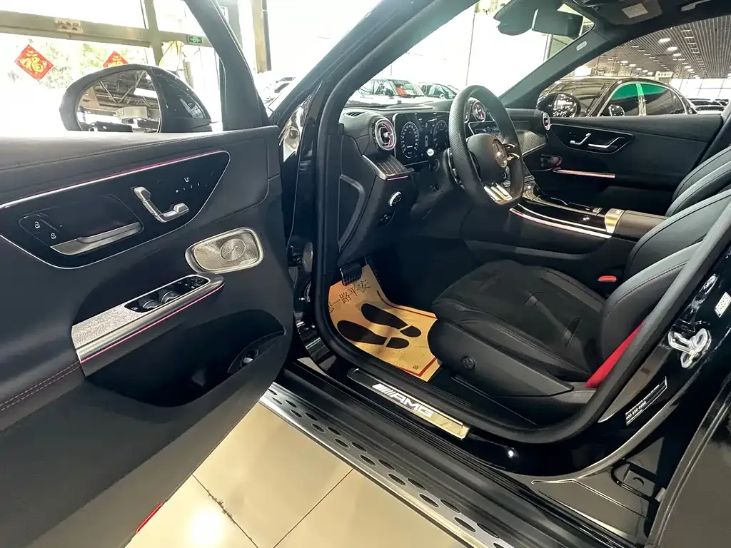 Mercedes-Benz GLC AMG — фото 7
