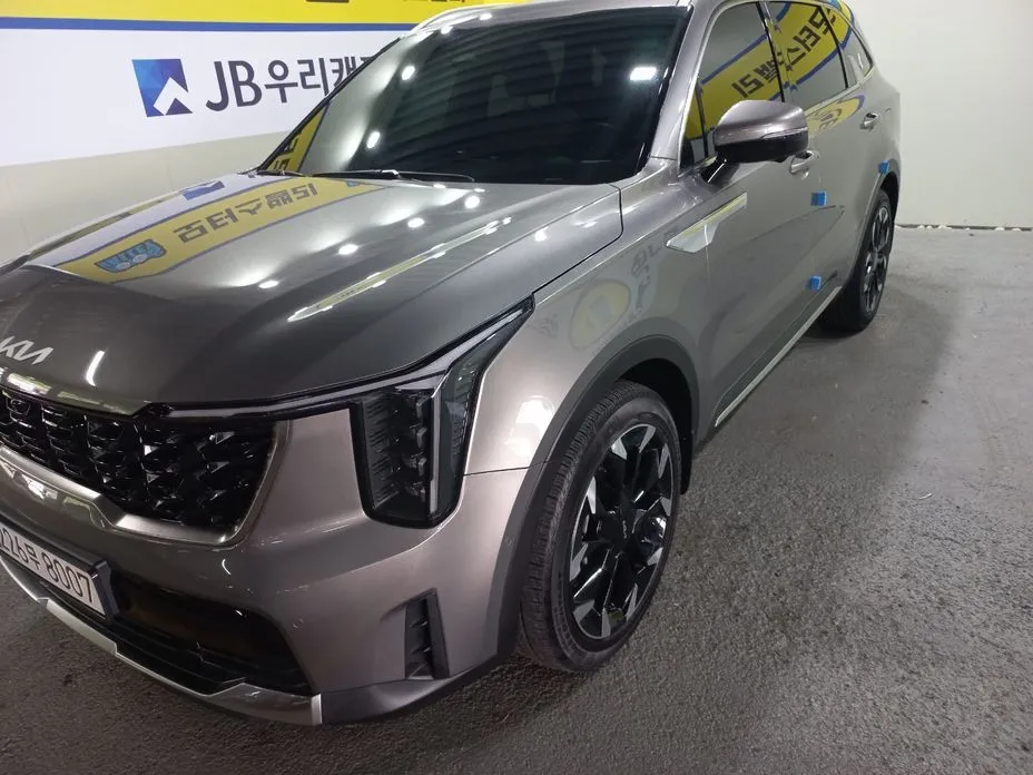 Kia Sorento — фото 1