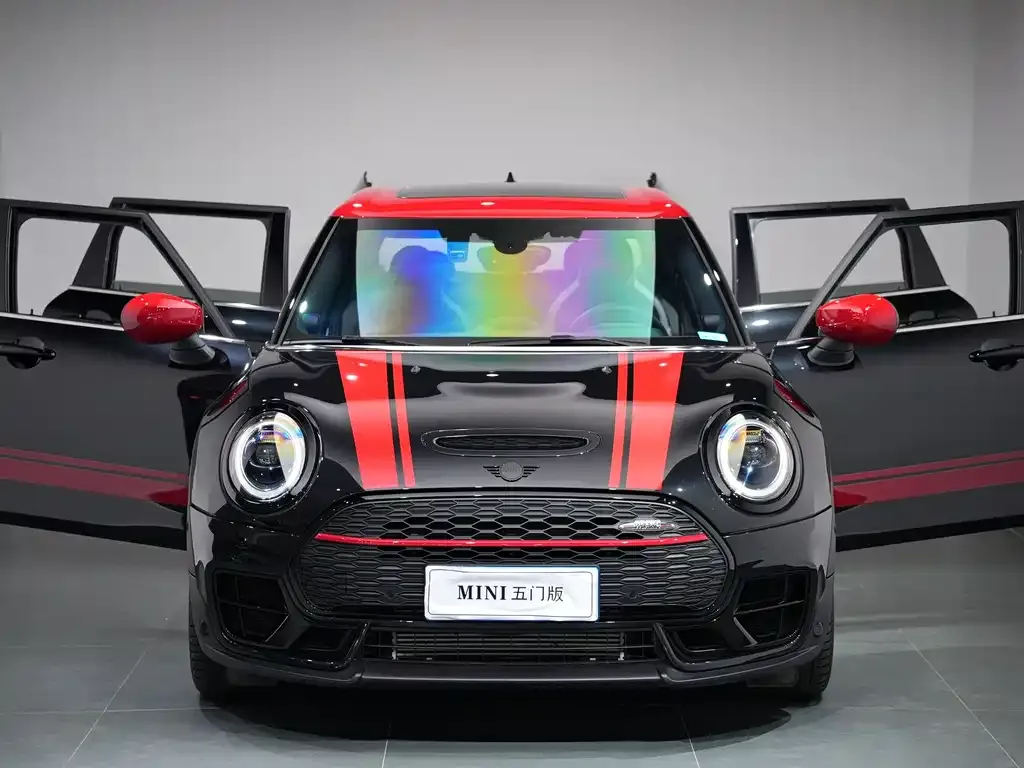 MINI Clubman JCW — фото 5