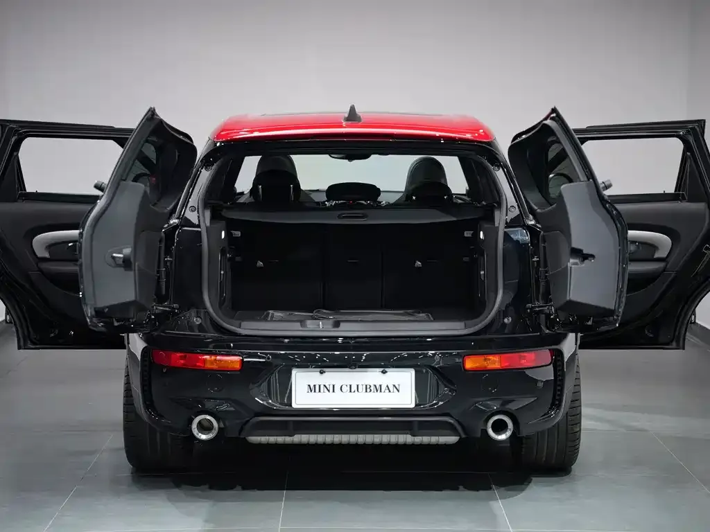MINI Clubman JCW — фото 2