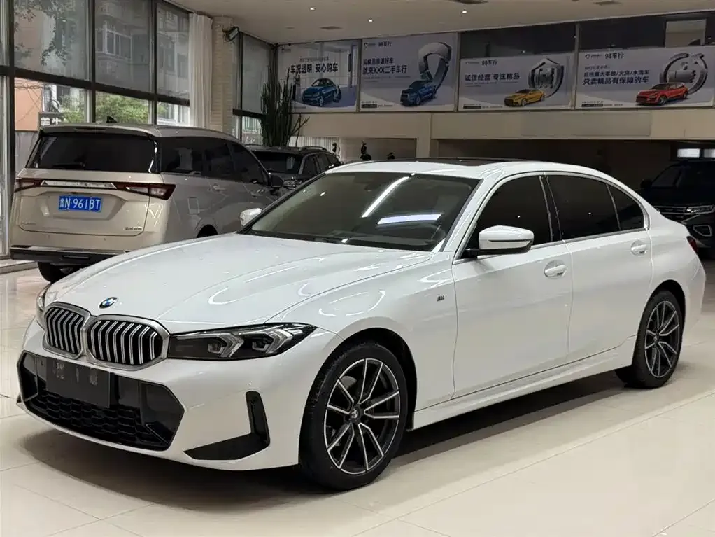 BMW 3 Series — фото 1