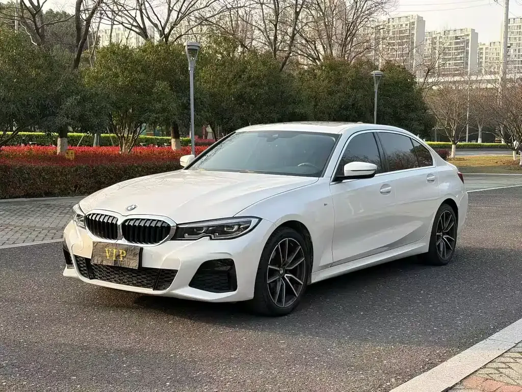 BMW 3 Series — фото 1