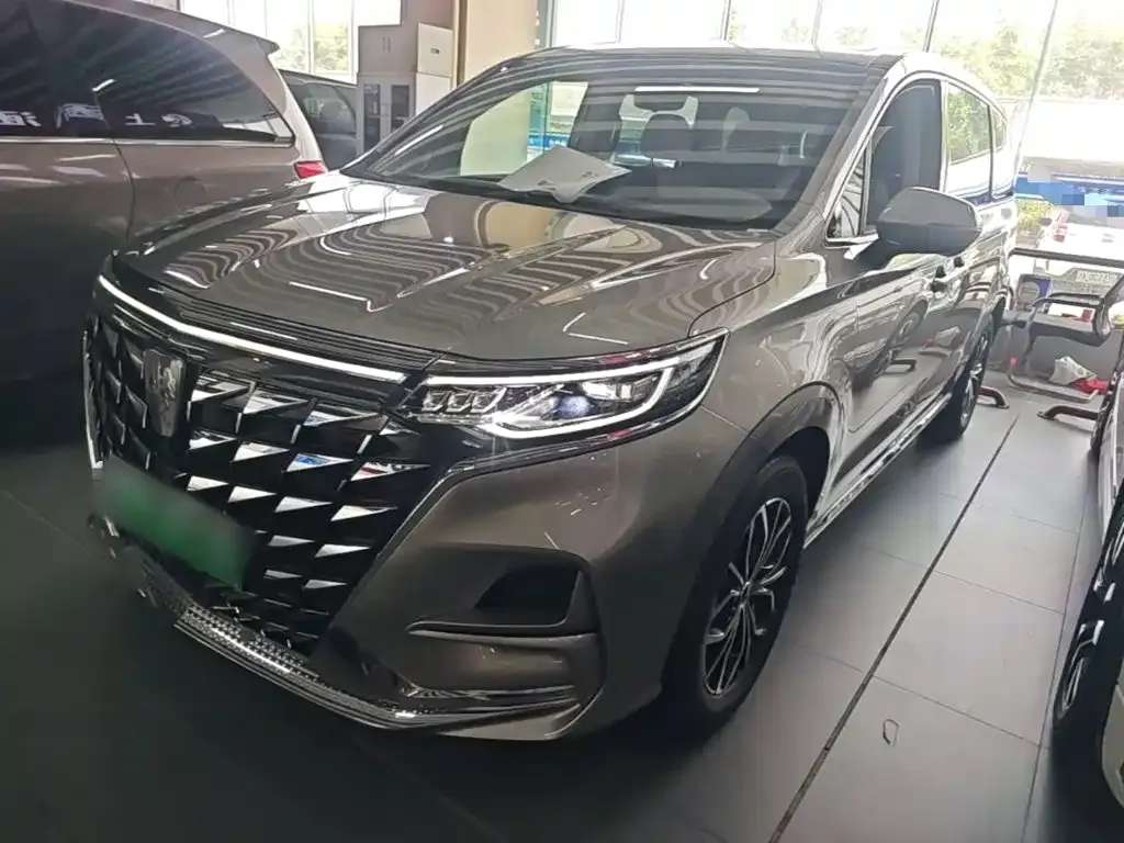 Roewe iMAX8 New Energy — фото 6