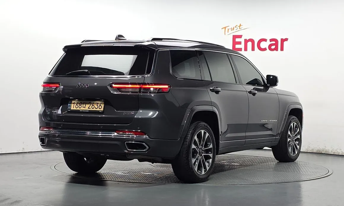 Jeep Cherokee — фото 2