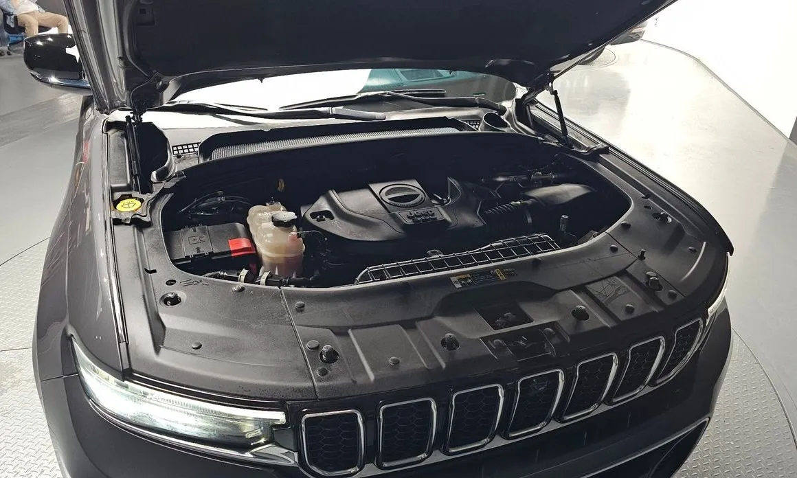 Jeep Cherokee — фото 5
