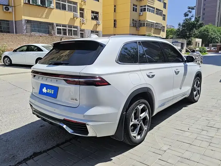 Geely Xingyue L — фото 8