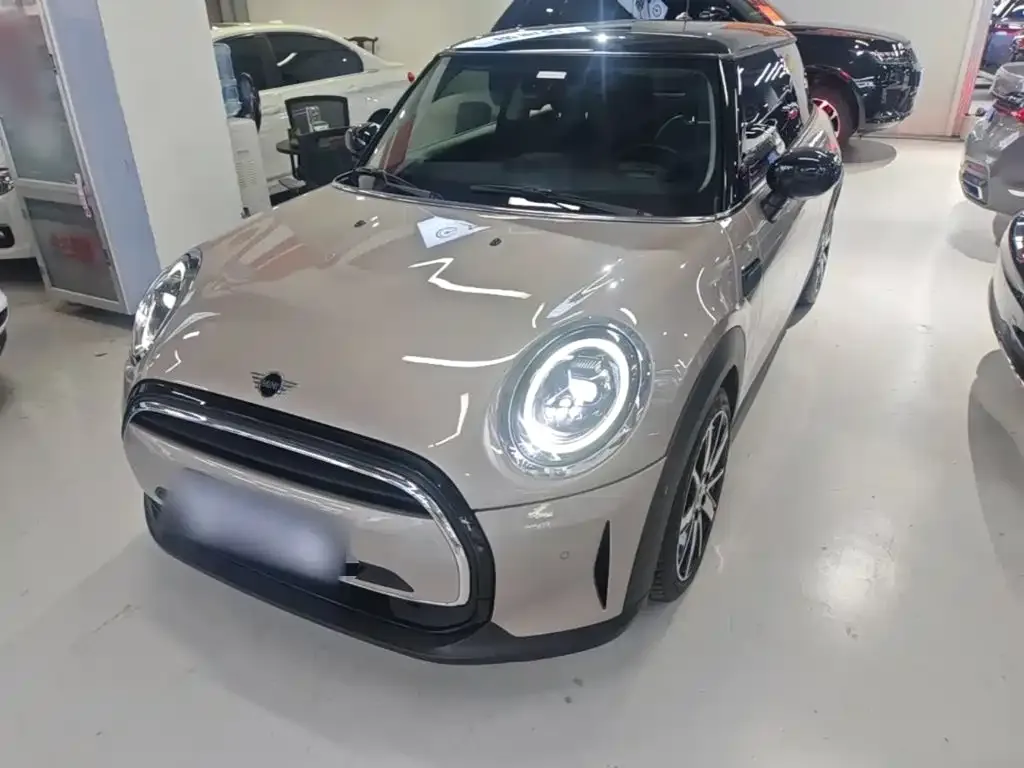MINI Cooper (3-door) — фото 1