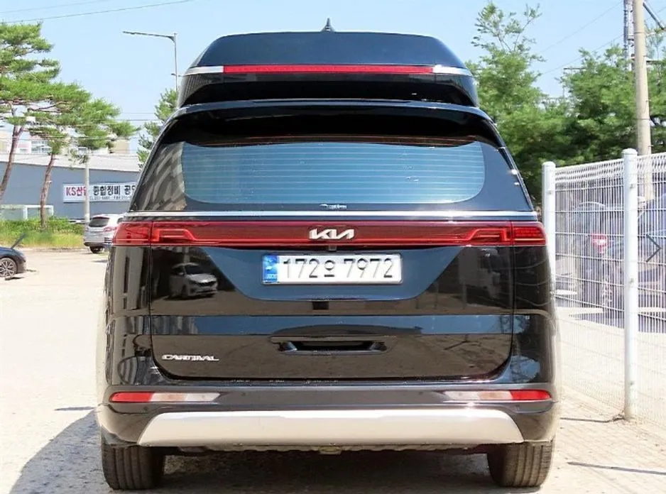 Kia Carnival — фото 4