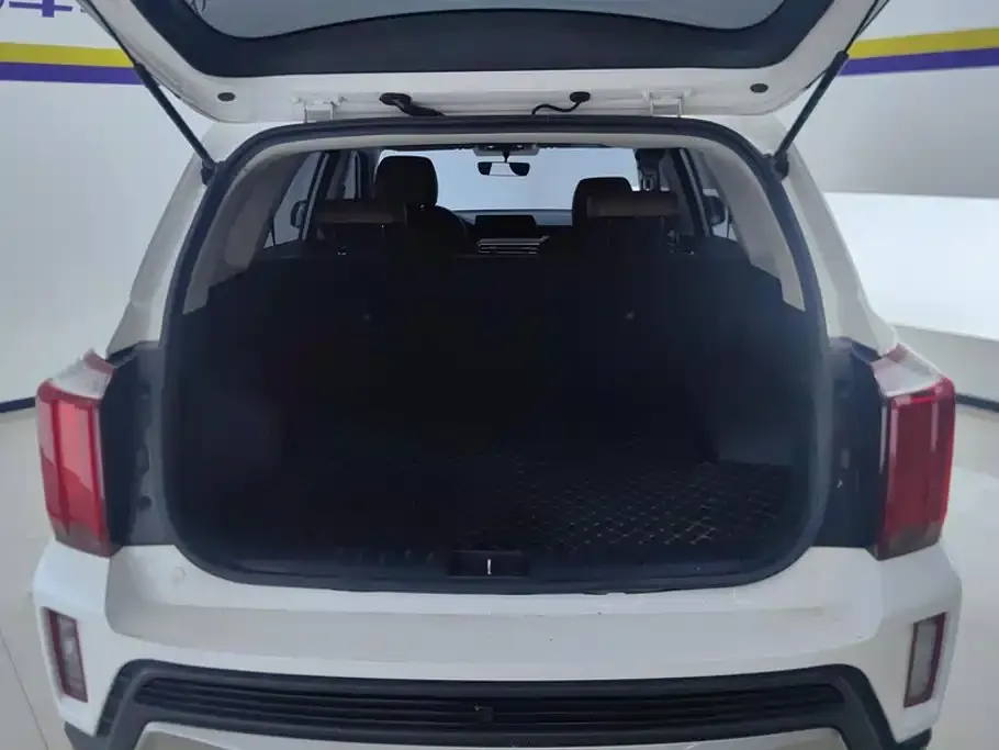 Kia Sportage — фото 8