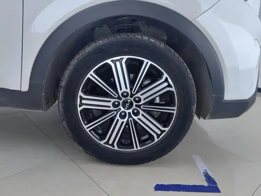 Kia Sportage — фото 10