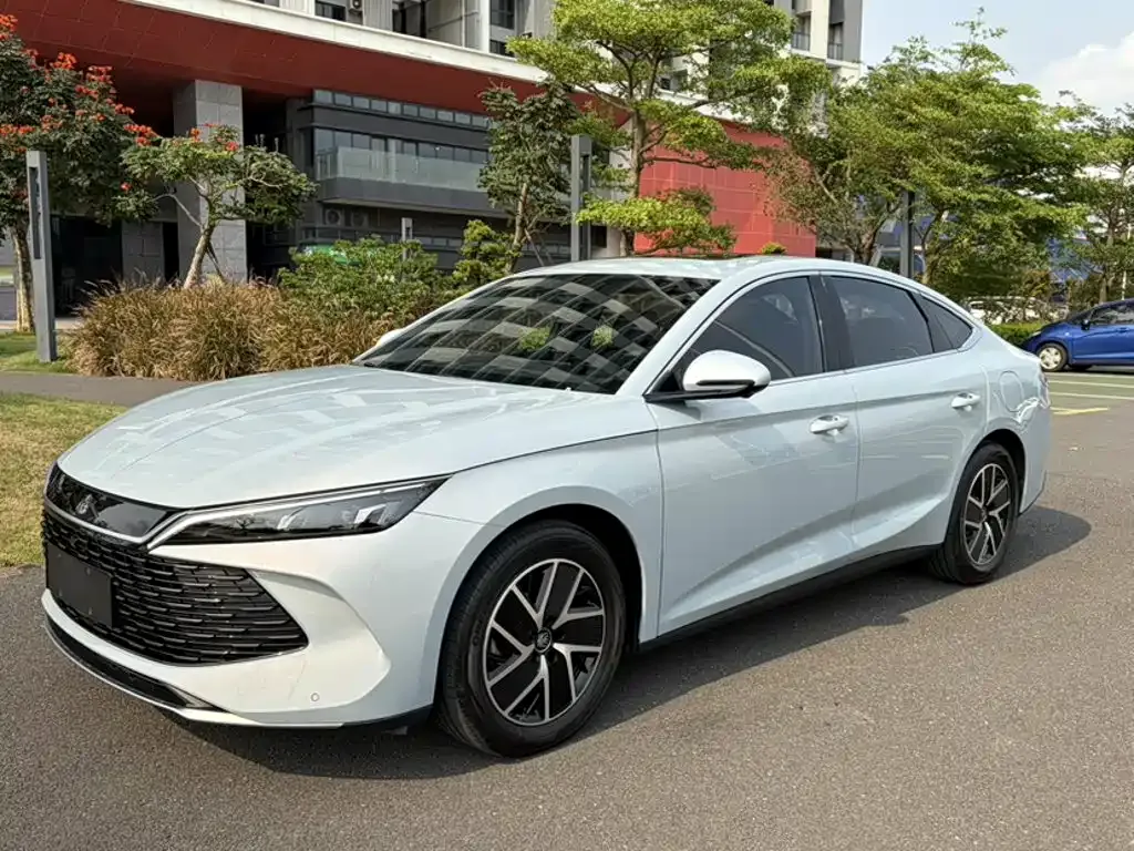 BYD Qin L — фото 3