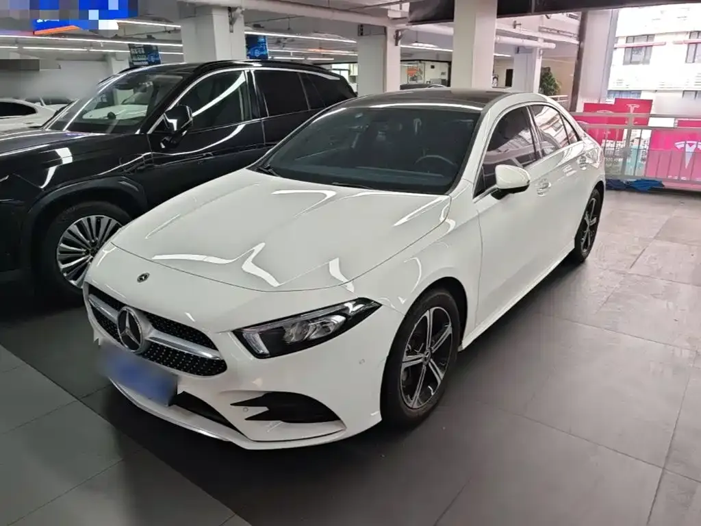 Mercedes-Benz A-Class — фото 1