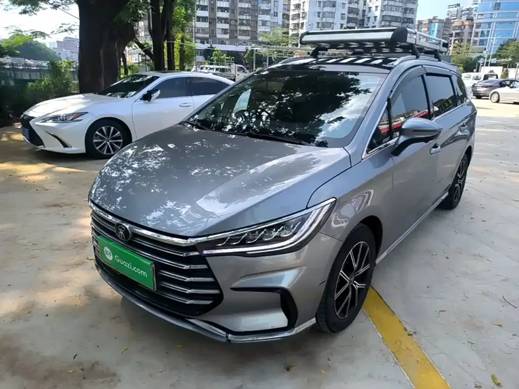 BYD MAX New Energy — фото 1