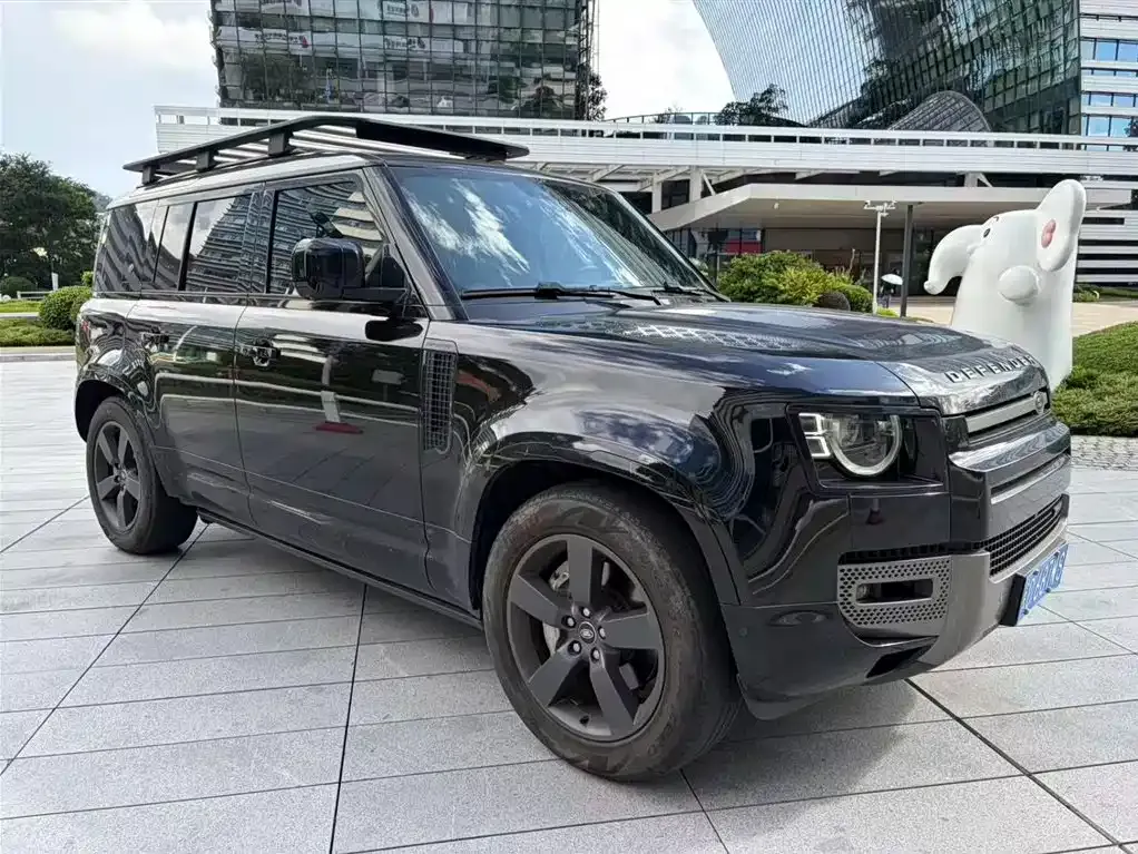 Land Rover Defender — фото 1