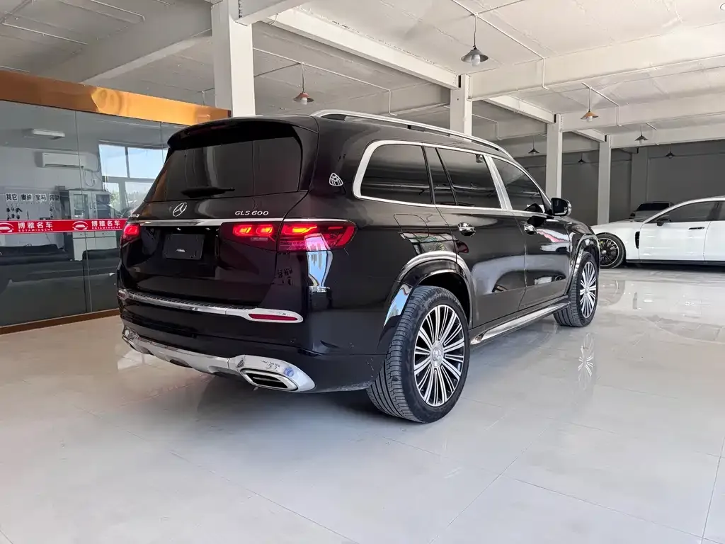 Mercedes-Benz GLS — фото 5
