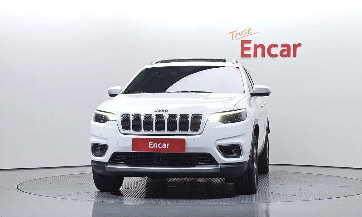 Jeep Cherokee — фото 4