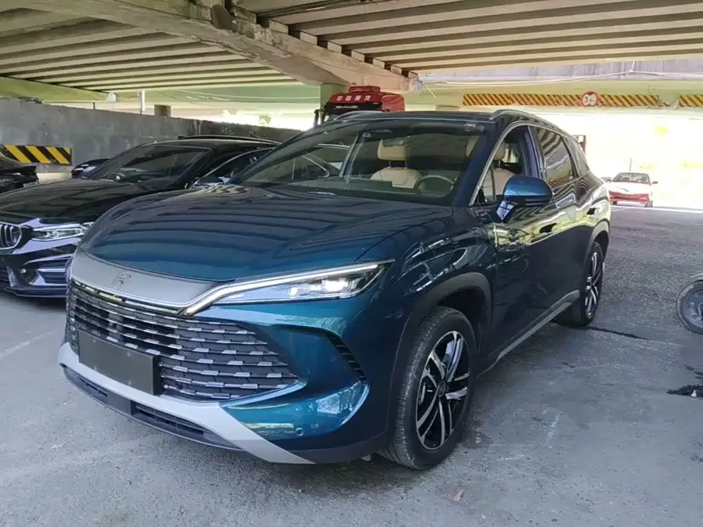 BYD L DM-i — фото 7