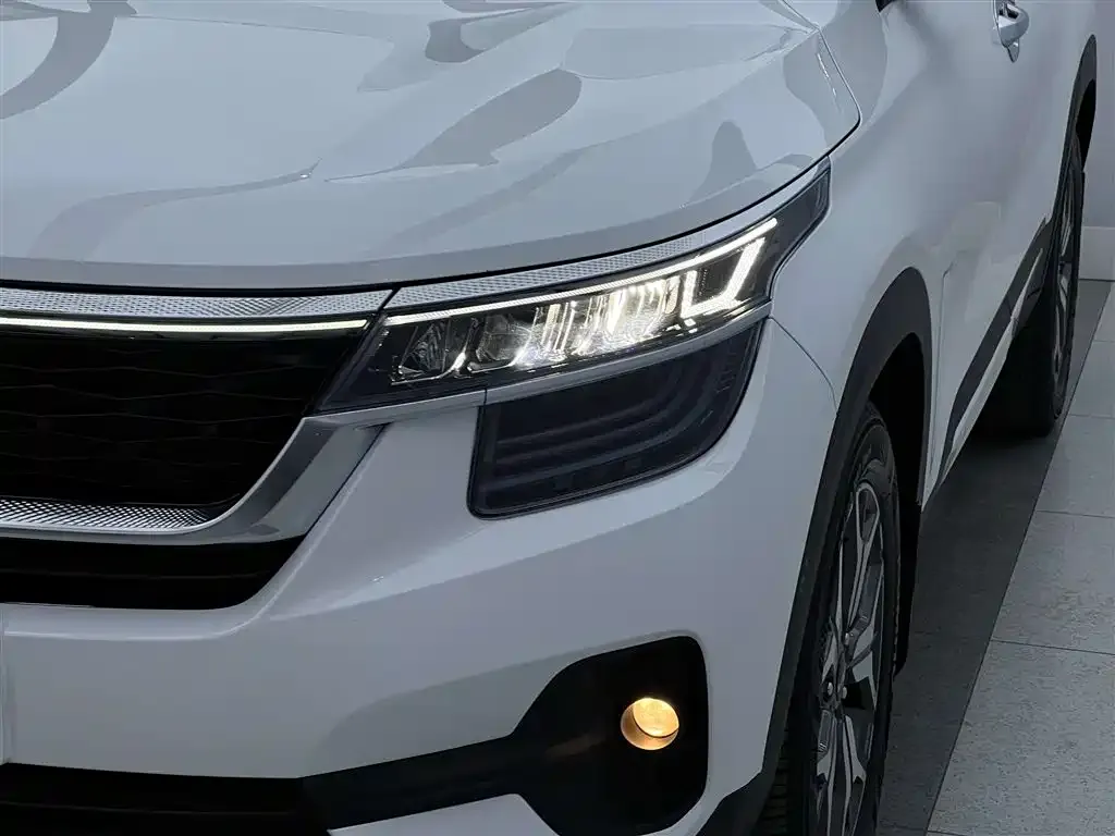 Kia KX3 — фото 8