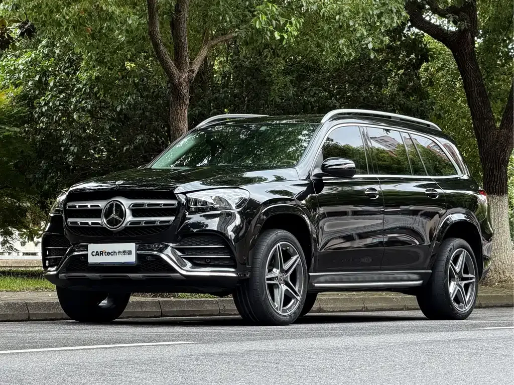 Mercedes-Benz GLS — фото 1