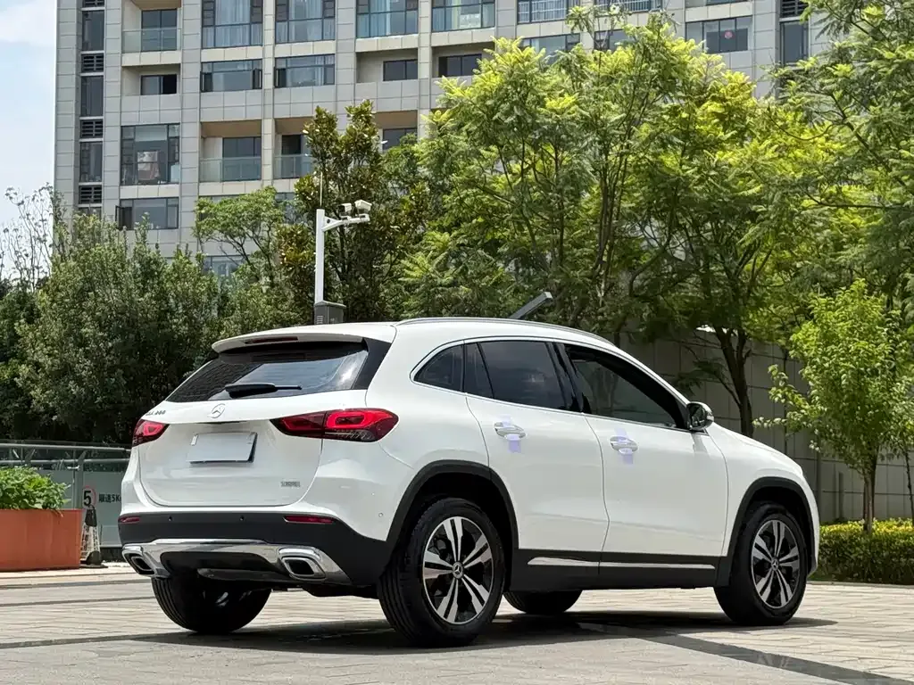 Mercedes-Benz GLA — фото 5