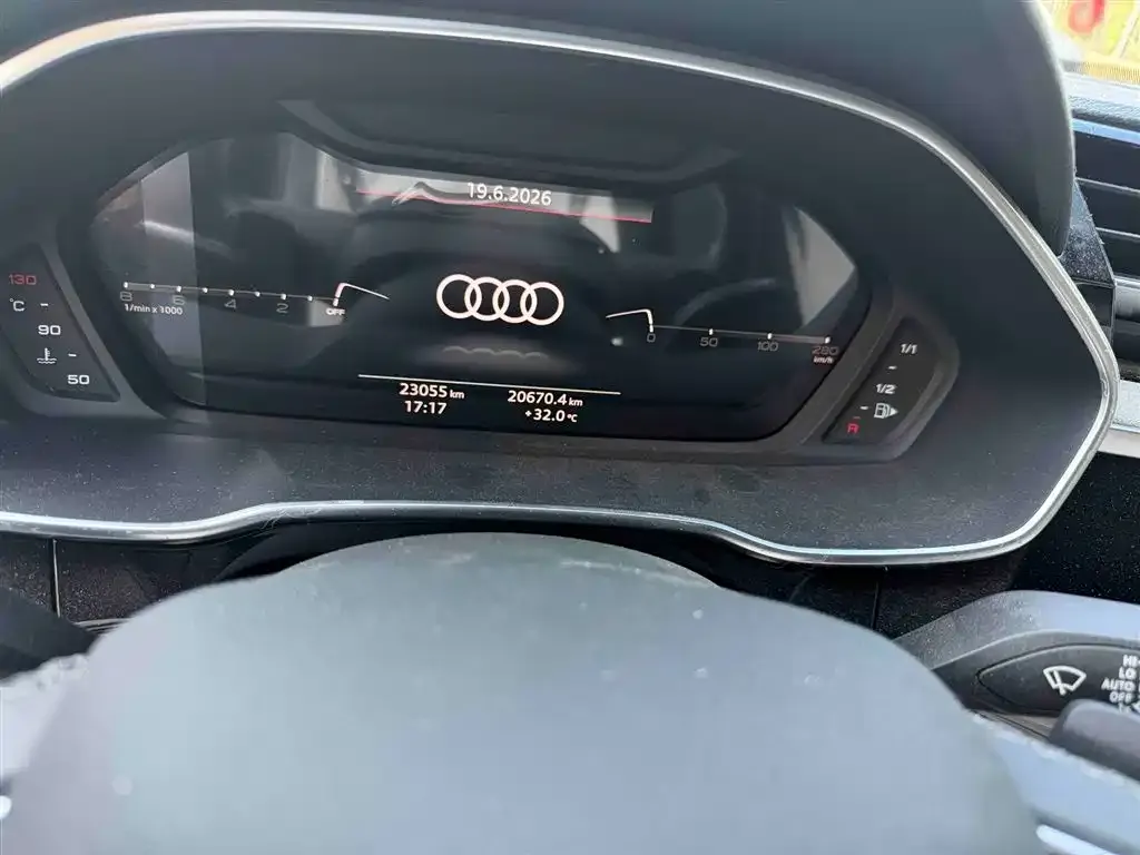 Audi Q3 — фото 2