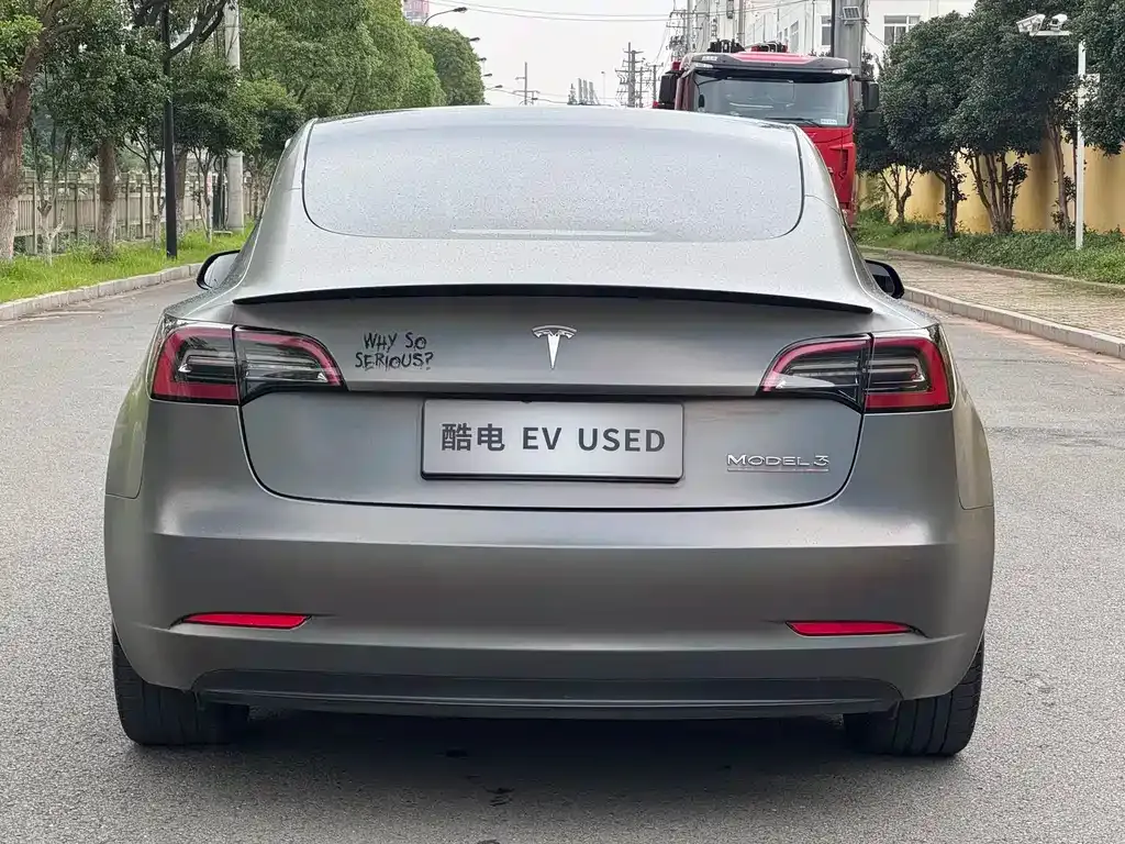 Tesla Model 3 — фото 5