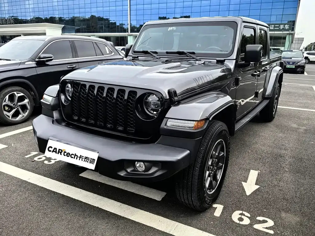 Jeep Gladiator — фото 3