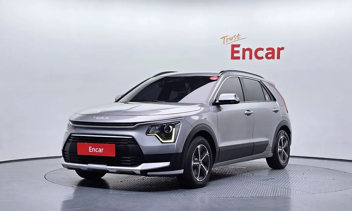 Kia Niro — фото 1
