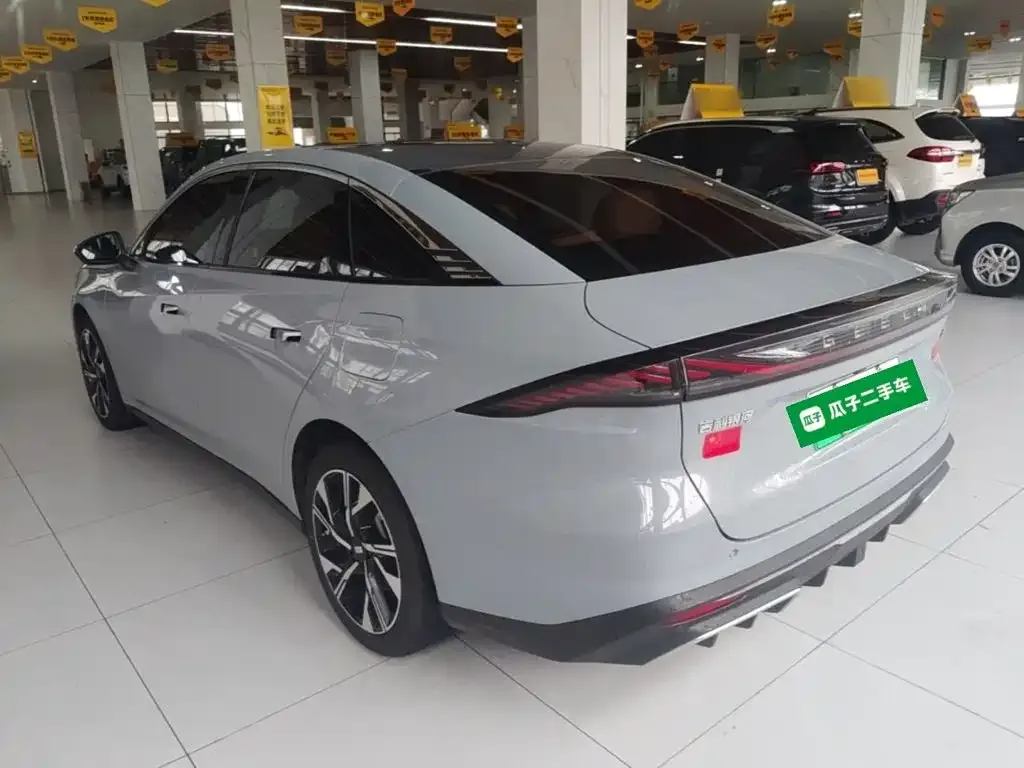 Geely Galaxy L6 — фото 10
