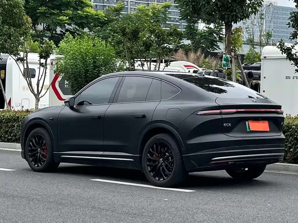 NIO EC6 — фото 10