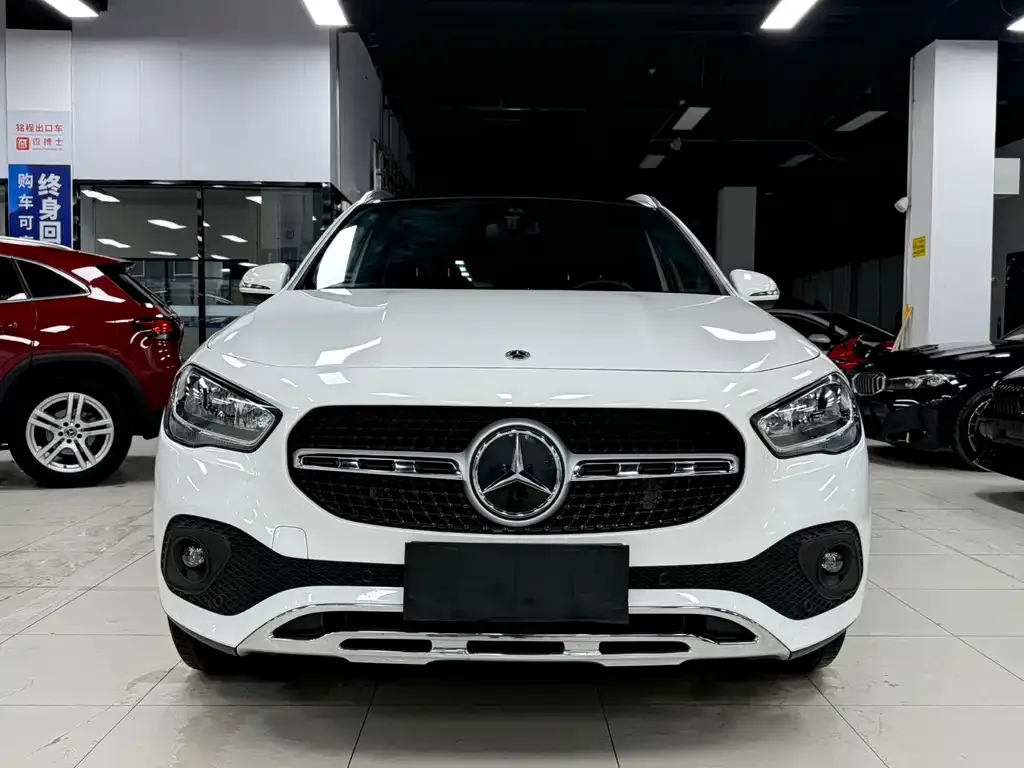 Mercedes-Benz GLA — фото 4