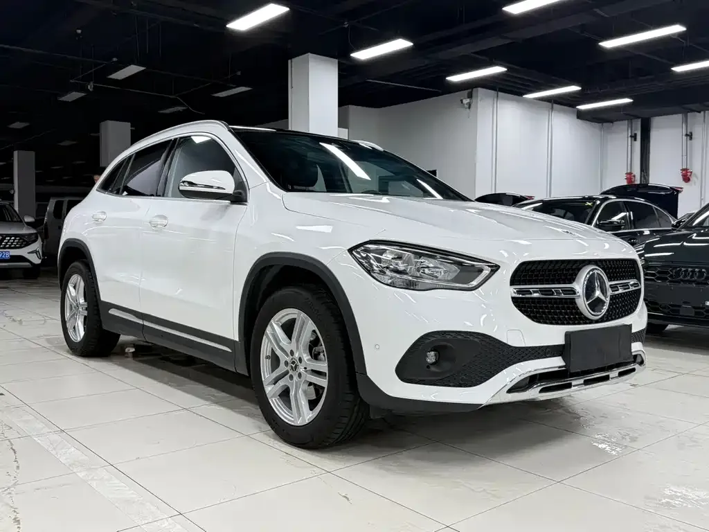 Mercedes-Benz GLA — фото 5