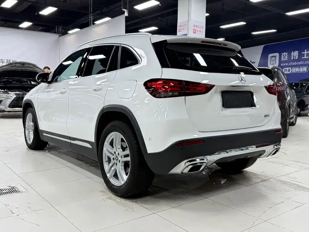 Mercedes-Benz GLA — фото 10