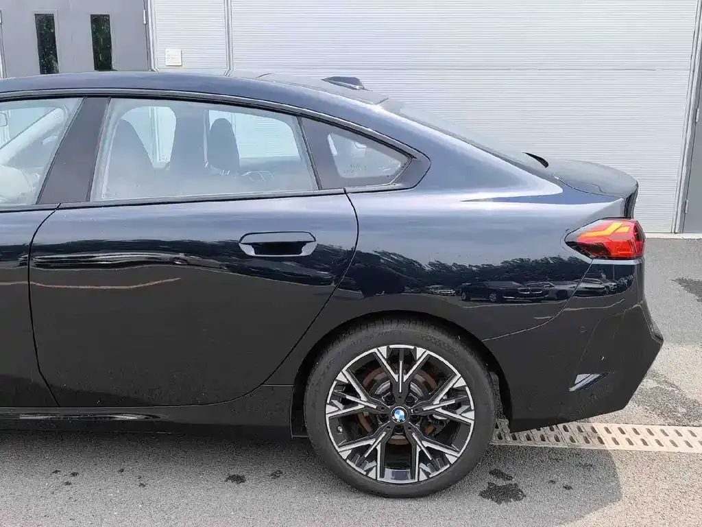 BMW 2 Series — фото 9