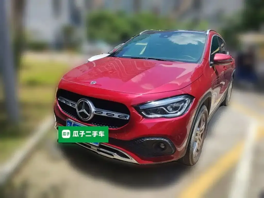 Mercedes-Benz GLA — фото 1