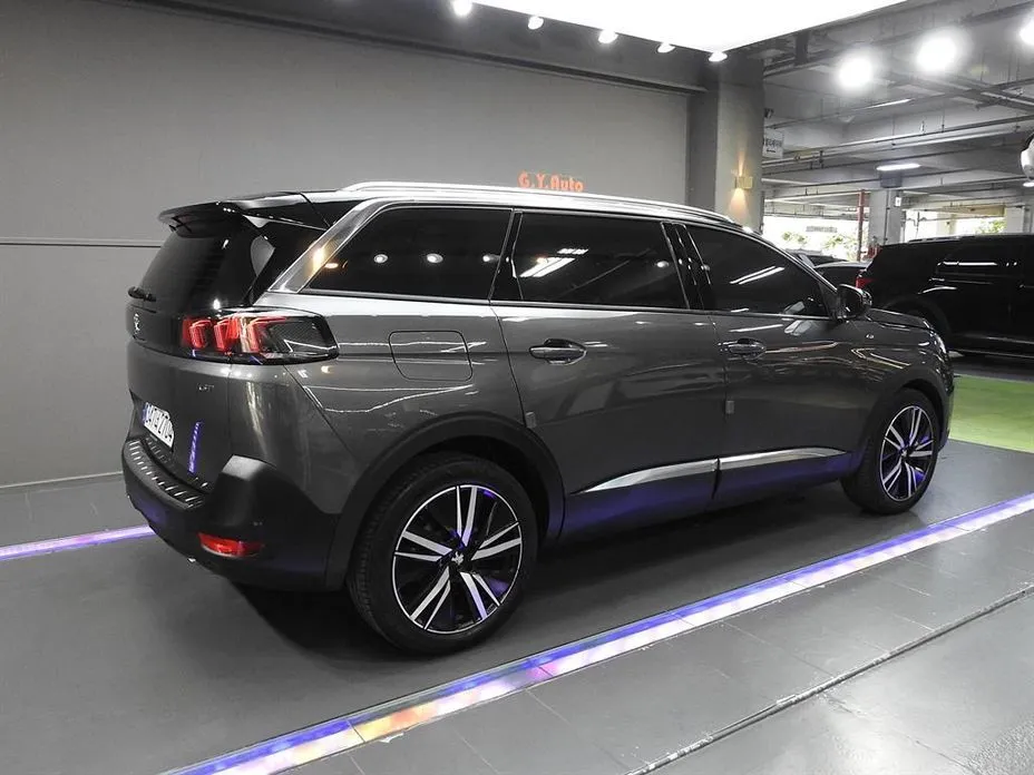 Peugeot 5008 — фото 2