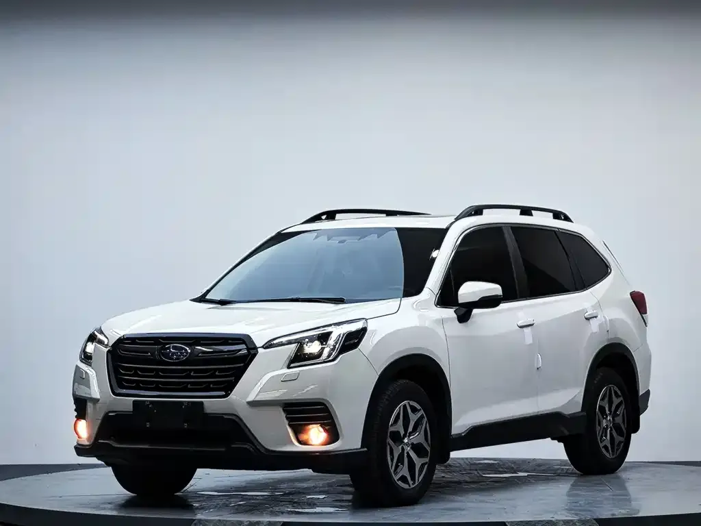Subaru Forester — фото 7