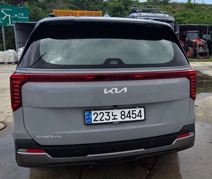 Kia Carnival — фото 2
