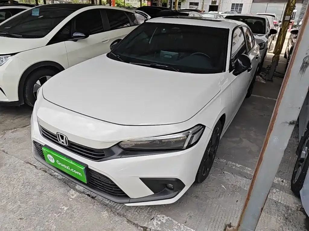 Honda Civic — фото 1